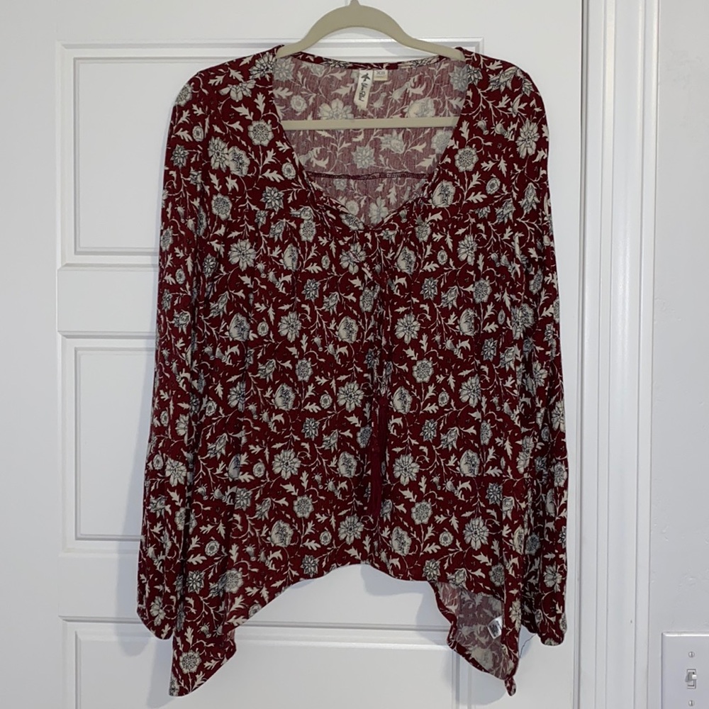 Others Follow maroon floral tunic top (XS)
